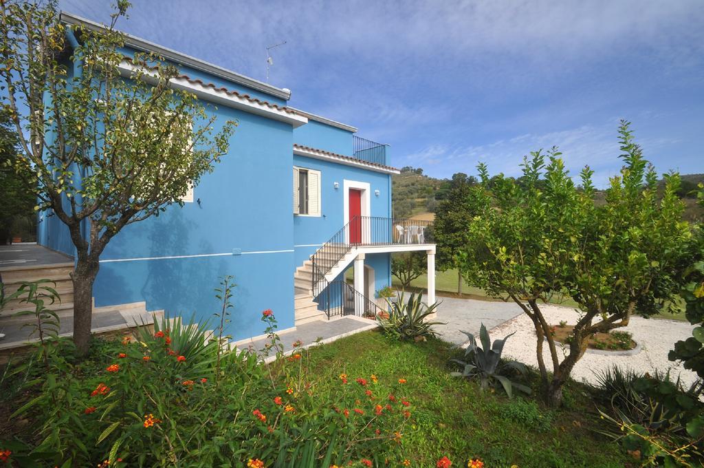 Апартаменти La Casa Blu Mirabella Imbaccari Екстер'єр фото